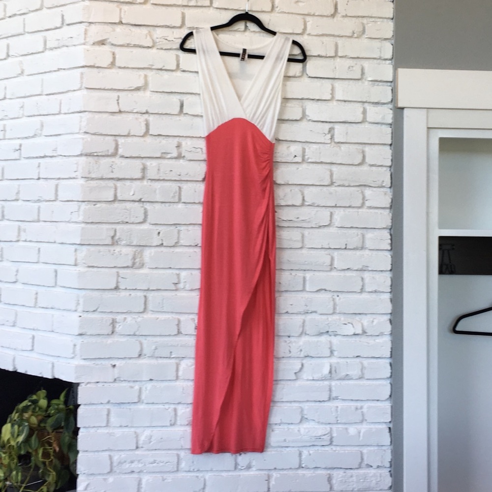 💥Sale! JNK Coral + White Splice Maxi Dress - Picture 2 of 8